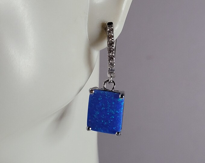 Womens Sterling Silver Modernist Blue Opal Earrings 4.5g E2861
