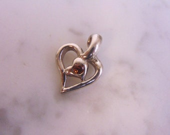 Womens Vintage Estate Sterling Silver Heart Pendant 1.9g #E4506
