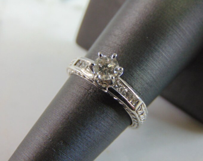 Womens Vintage Estate 14K White Gold Diamond Ring, 4.2g E3369