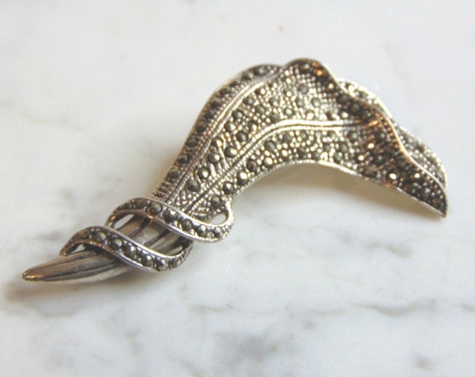 Womens Vintage Estate Sterling Silver Floral Lily Brooch 17.1g E1539