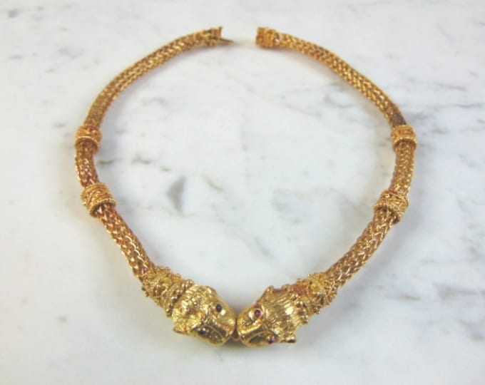 Womens Vintage Estate 21k Gold Lioness Necklace w/ Garnet Eyes 67.3g E755