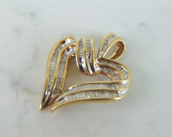 Womens Vintage Estate 10K Yellow Gold Diamond Heart Pendant 4.3g E2370