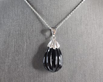 Womens Vintage Estate Sterling Silver Scalloped Onyx Pendant Necklace 6.5g E1142
