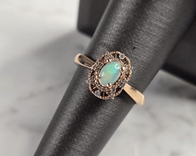 Womens Vintage Estate 10K Rose Gold Diamond Opal Ring 2.8g E4848