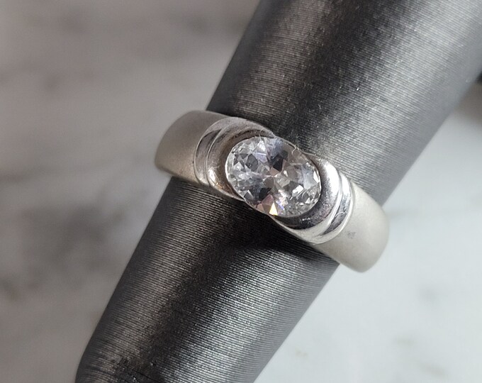 Womens Estate Sterling Silver Modernist CZ Ring 5.0g E6640