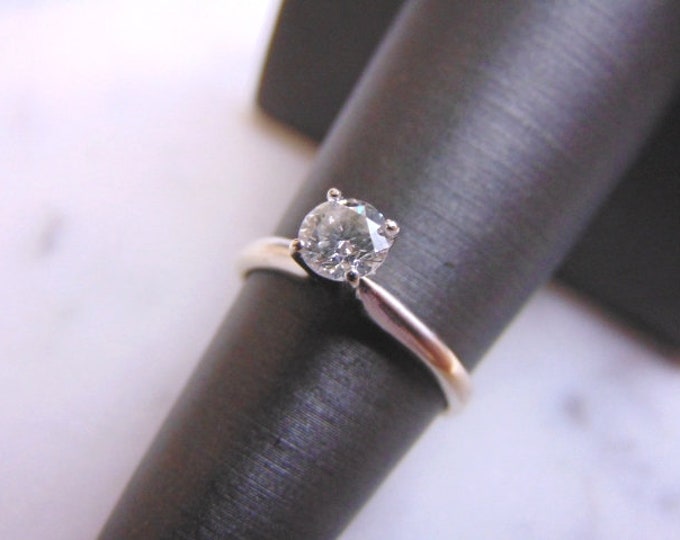 Womens Vintage Estate 14k White Gold Solitaire .50ct Diamond Ring 2.0g  E3524