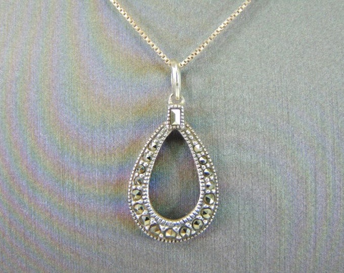 Womens Vintage Estate Sterling Silver Modernist Pendant w/ Necklace 3.2g E2170