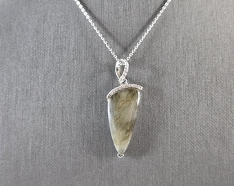 Womens Vintage Estate Sterling Silver Labradorite Pendant Necklace 9.1g E4062