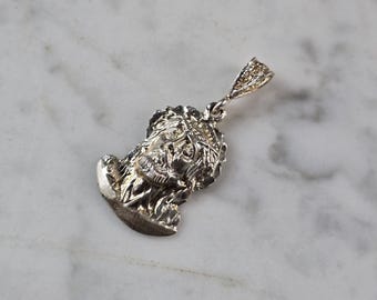 Womens Vintage Estate Sterling Silver Jesus Pendant 4.2g E1634