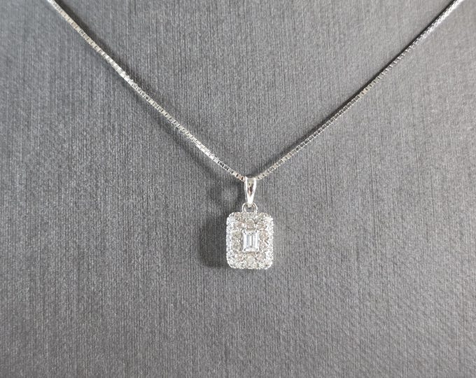 Womens Vintage Estate 14K White Gold Diamond Pendant Necklace 4.4g E5703