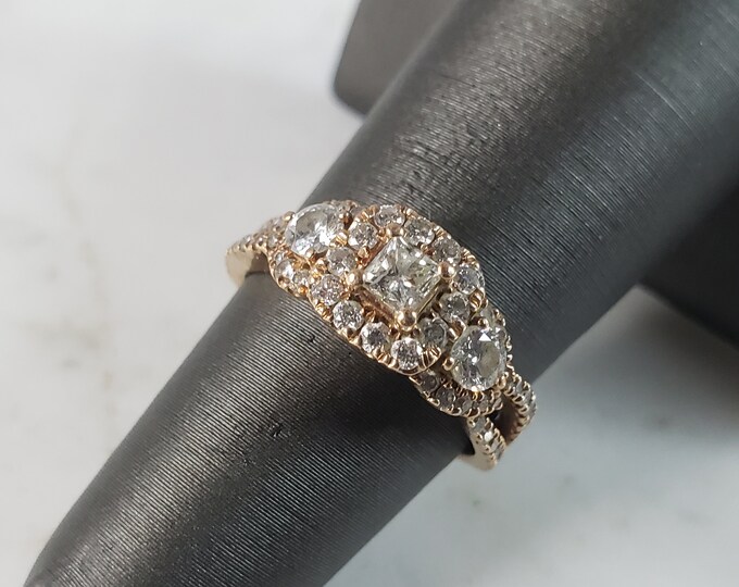 Exquisite Womens Vintage Estate 14K Rose Gold Diamond Ring 3.2g E2812