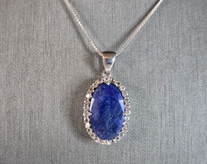 Womens Vintage Estate Sterling Silver Lapis Pendant & Necklace 7.8g E7632