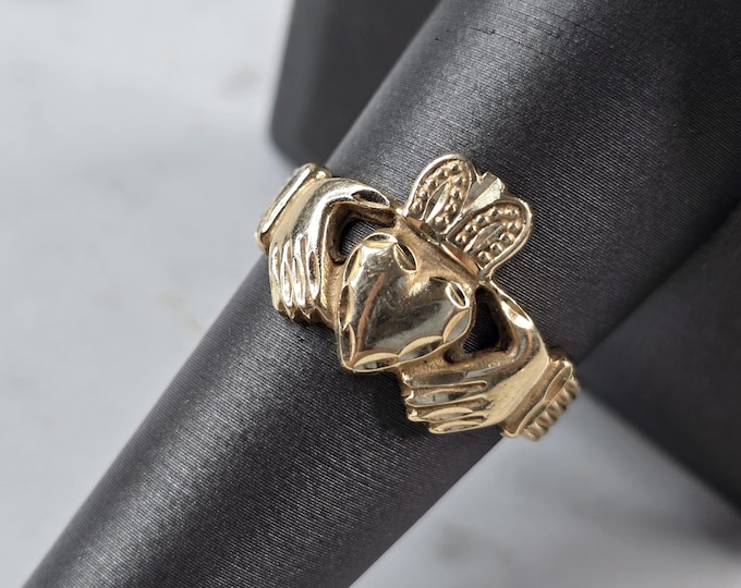 Mens Vintage Estate 14k Yellow Gold Irish Claddagh Ring 5.3g #E3983