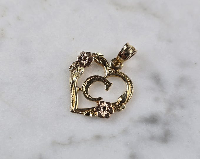 Womens Vintage 14k Beverly Hills Multi Gold Rose Heart C Pendant 0.9g E4227
