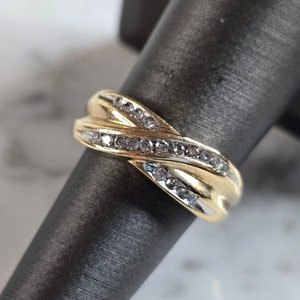 Womens Vintage Estate 10K Yellow Gold Modernist Diamond Ring 3.7g E6550