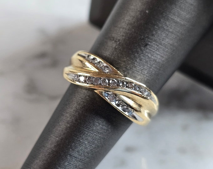 Womens Vintage Estate 10K Yellow Gold Modernist Diamond Ring 3.7g E6550