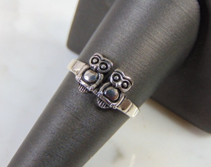 Womens Vintage Estate Sterling Silver Owls Ring 2.4g E5127