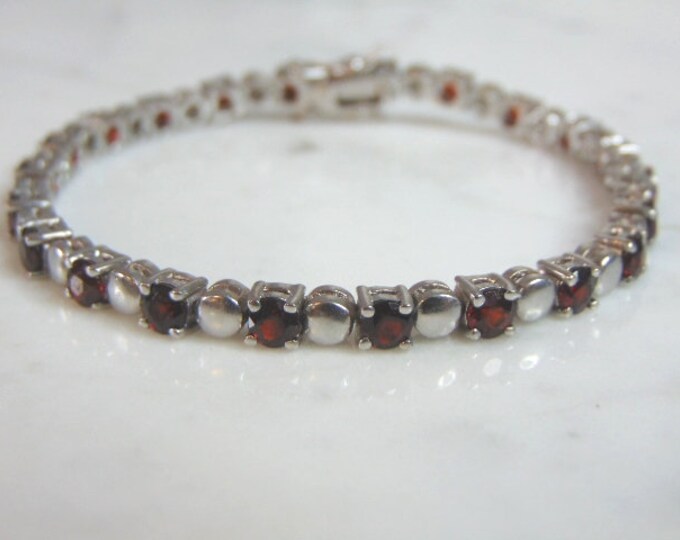 Womens Vintage Estate Sterling Silver Garnet Bracelet 13.1g E5957