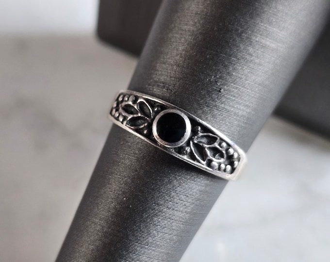 Womens Vintage Estate Sterling Silver Modernist Onyx Ring 2.2g E7526