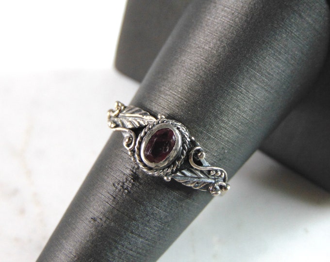 Womens Vintage Estate Sterling Silver Modernist Ring 2.1g E3659