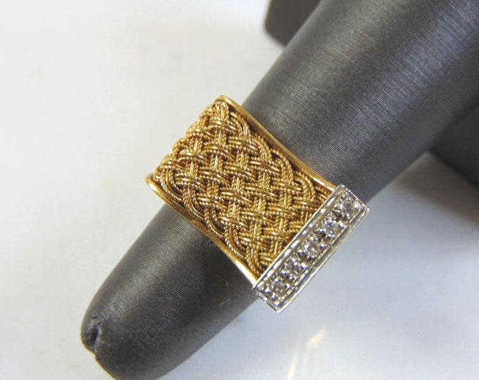 Womens Vintage Estate 18k Gold Diamond Ring 6.6g E1021