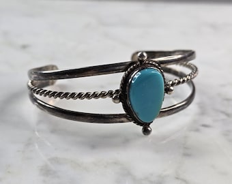 Womens Vintage Sterling Silver Southwestern Turquoise Cuff Bracelet 17.2g E7782