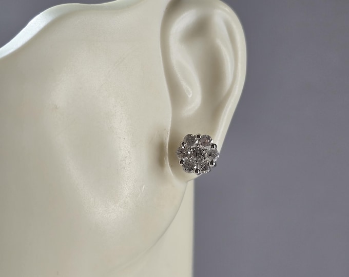 Pr of Womens Vintage Estate 14K White Gold Diamond Earrings 2.3g E5536
