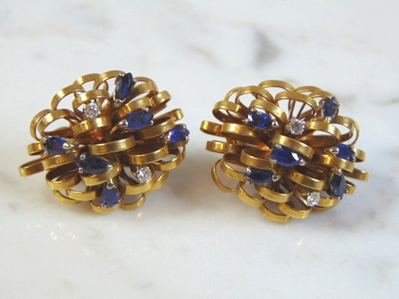 Womens Vintage Estate 18K Gold Modernist Earrings 