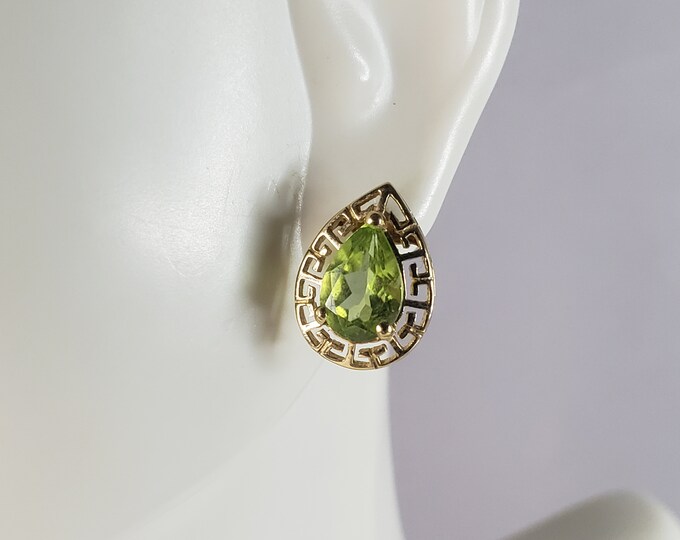 Pr Womens Vintage Estate 10K Yellow Gold Peridot Stick Earrings 2.1g E2905