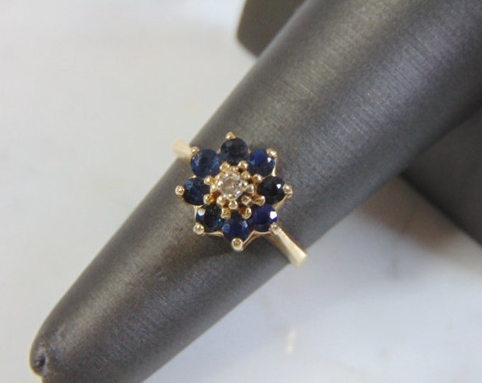 Womens Vintage Estate 14K Yellow Gold Sapphire & Diamond Ring  3.2g #E3228