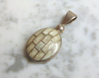 Womens Vintage Estate Sterling Silver Pendant 11.5g E1008