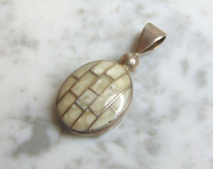 Womens Vintage Estate Sterling Silver Pendant 11.5g E1008