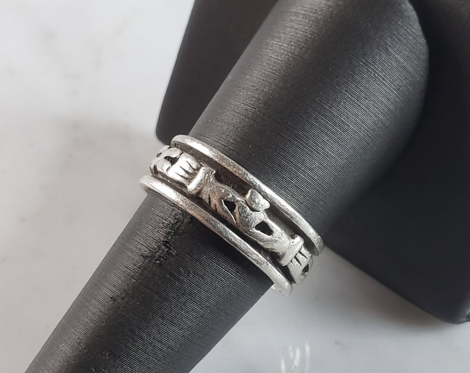 Mens Vintage Estate Sterling Silver Irish Claddagh Ring 5.2g #E6152