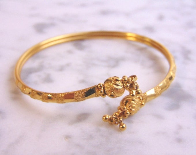 Womens Vintage Estate 22K Yellow Gold Etched Cuff Bracelet 11.0g E3859