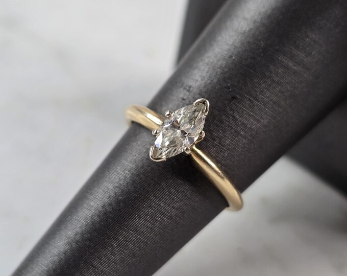 Womens Vintage Estate 14K Gold Marquise Diamond Engagement Ring  2.6g E1936