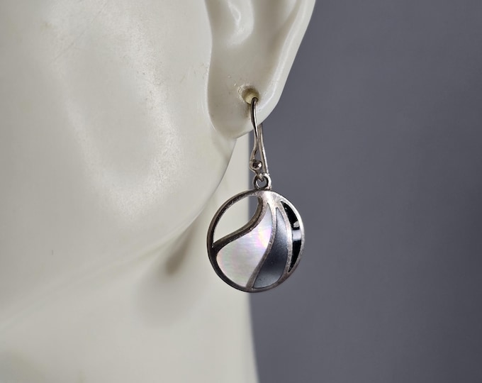 Womens Vintage Estate Sterling Silver MOP Earrings 3.0g E5590