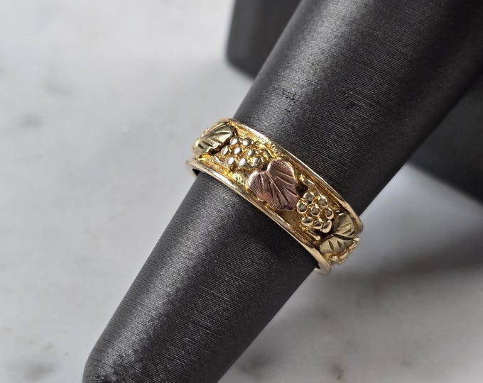 Womens Vintage Estate 14k Gold Black Hills Gold Wedding Band Ring 4.4g E3942