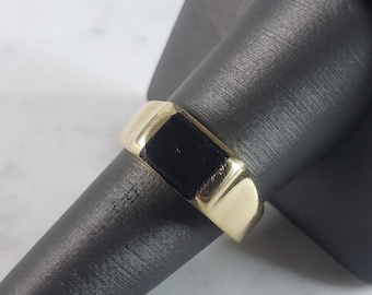 Mens Vintage Estate 14K Yellow Gold Onyx Ring 8.4g E2909