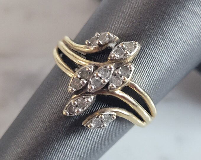 Womens Vintage Estate 10K Yellow Gold Diamond Modernist Ring 3.3g E6919