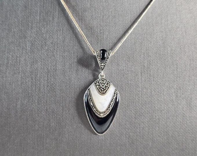 Womens Vintage Estate Sterling Silver Modernist Pendant Necklace 6.3g E5768