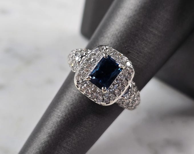 Womens Vintage Estate 10K White Gold Topaz & Diamond Ring 4.7g E3469