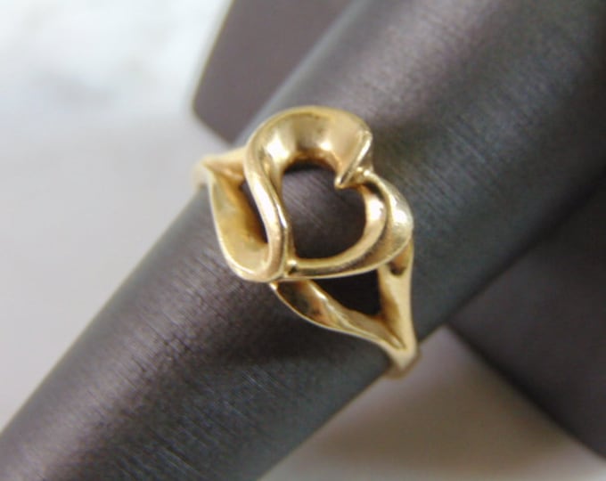 Womens Vintage Estate 14k Yellow Gold Heart Ring 4.2g #E4240