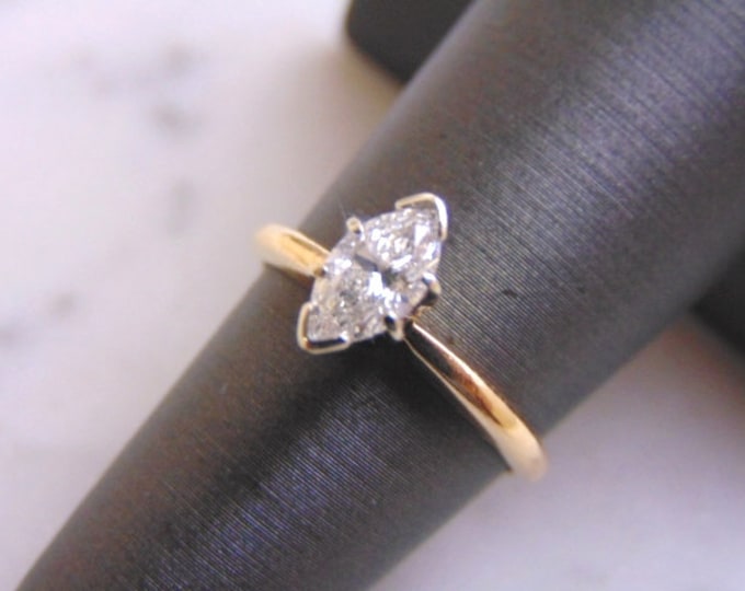 Womens Vintage Estate 14K Yellow Gold Marquise Diamond Engagement Ring  2.5g E2497