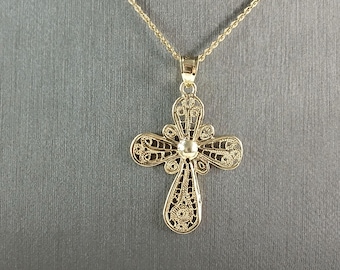 Womens Sterling Silver Gold Tone Religious Cross Pendant Necklace 3.5g E7895