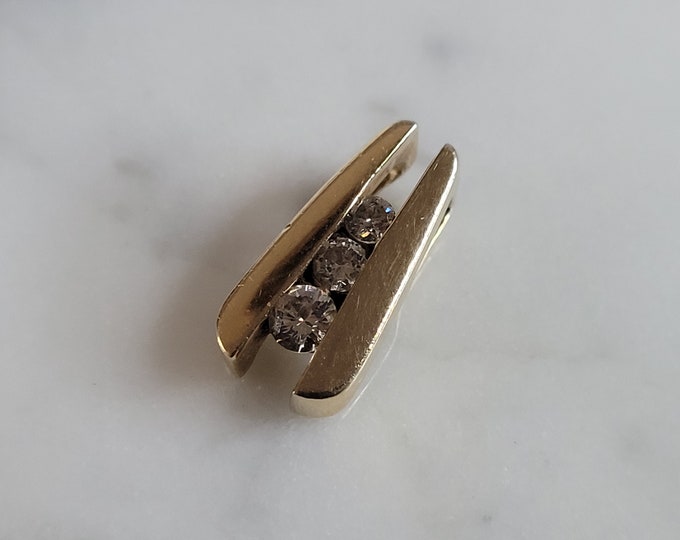 Womens Vintage Estate 14K Gold Diamond Pendant 2.1g #E6562