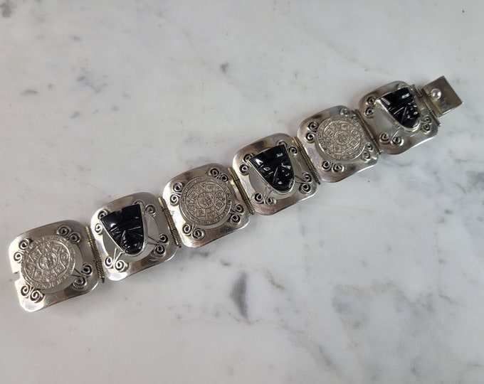 Womens Vintage Estate Sterling Silver Mayan Aztec Onyx Bracelet 40.5g E6586