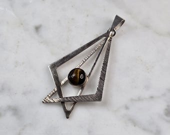 Womens Vintage Sterling Silver Tiger's Eye Modernist Pendant 3.6g E3050