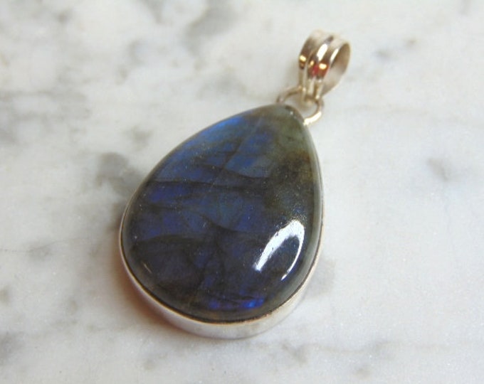 Womens Vintage Estate Sterling Silver Labradorite Stone Pendant 11g E4729