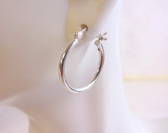 Vintage Estate Womens Sterling Silver Hoop Earrings 1.8g #E4123