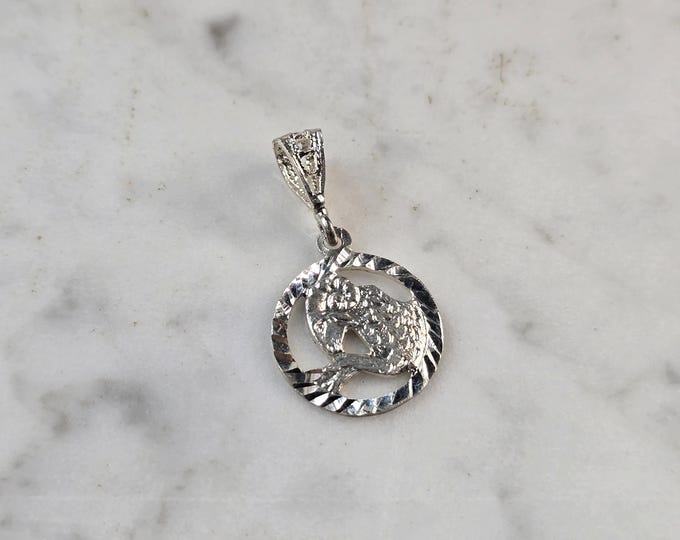 Womens Vintage Estate Sterling Silver Zodiac Aries Pendant 1.6g E7691